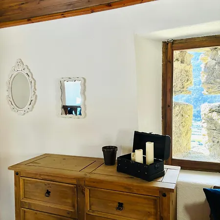 Villa Foppoli Castle, Private 11th Century Fortress With Panoramic View, Sauna And Hot Tub Overlooking The Valtellina *